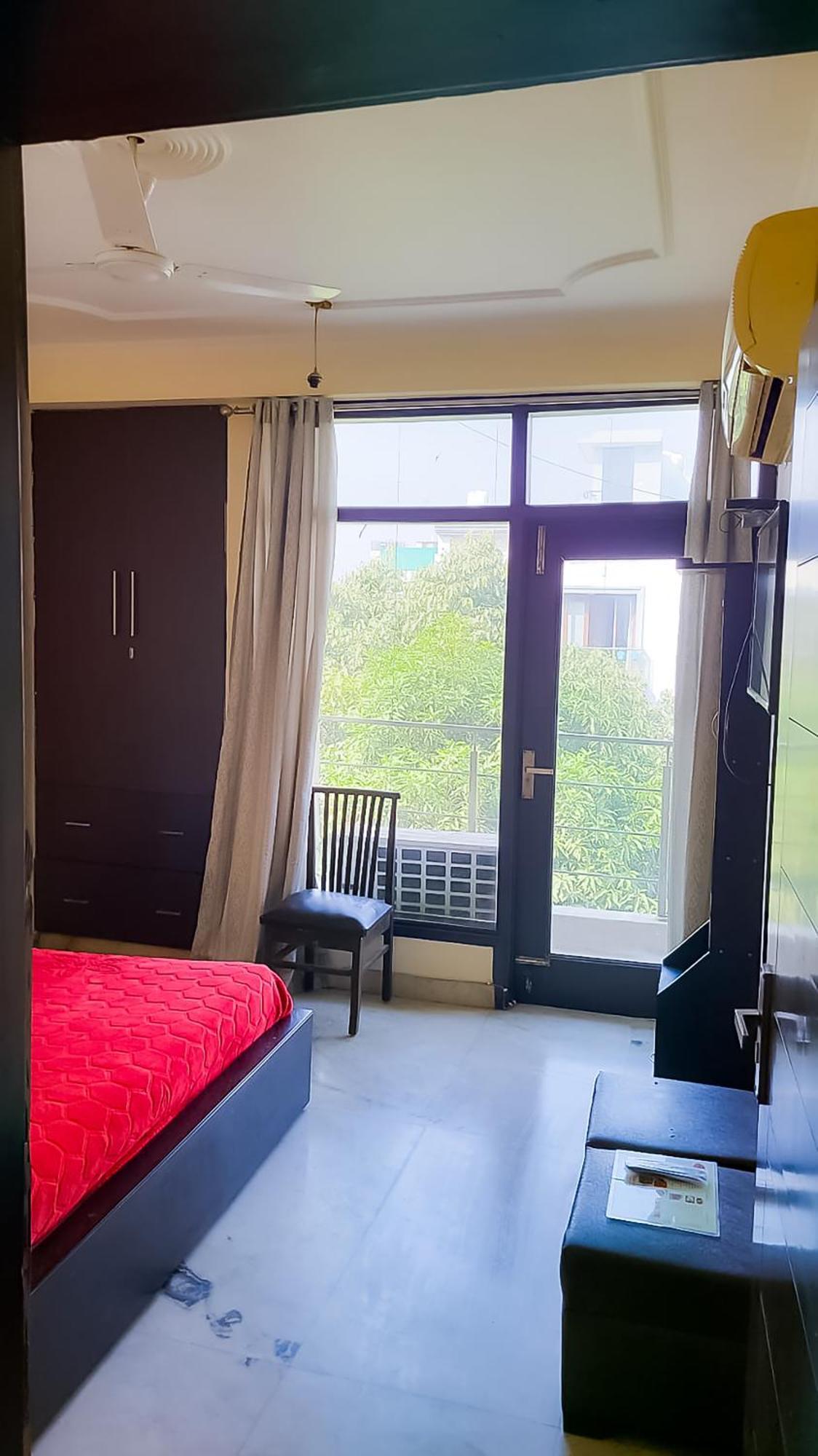 Deluxe Room In Cr Park Yeni Delhi Dış mekan fotoğraf